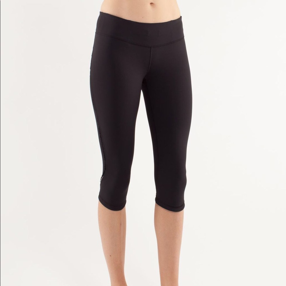 Lululemon Fast and Free Ruffle Crop Size 8
